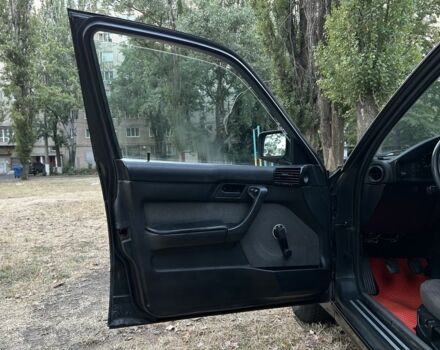 Чорний БМВ 5 Серія, об'ємом двигуна 2 л та пробігом 444 тис. км за 2400 $, фото 8 на Automoto.ua