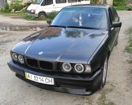 Чорний БМВ 5 Серія, об'ємом двигуна 1.99 л та пробігом 350 тис. км за 3500 $, фото 2 на Automoto.ua