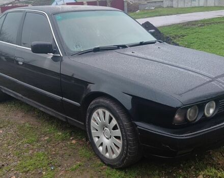 Черный БМВ 5 Серия, объемом двигателя 2 л и пробегом 320 тыс. км за 3000 $, фото 1 на Automoto.ua