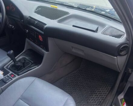 Черный БМВ 5 Серия, объемом двигателя 2.5 л и пробегом 400 тыс. км за 2200 $, фото 6 на Automoto.ua