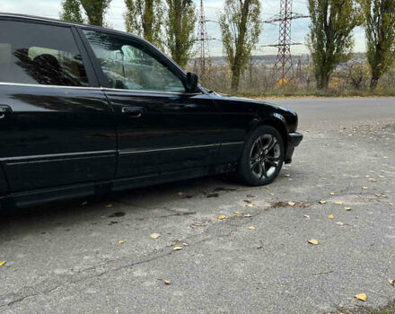 Черный БМВ 5 Серия, объемом двигателя 2.49 л и пробегом 333 тыс. км за 2700 $, фото 6 на Automoto.ua