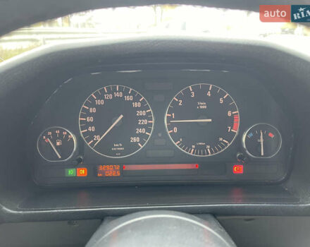 Черный БМВ 5 Серия, объемом двигателя 2.5 л и пробегом 330 тыс. км за 2650 $, фото 11 на Automoto.ua