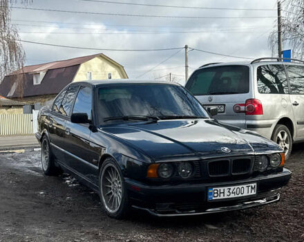 Чорний БМВ 5 Серія, об'ємом двигуна 2.5 л та пробігом 240 тис. км за 5500 $, фото 1 на Automoto.ua