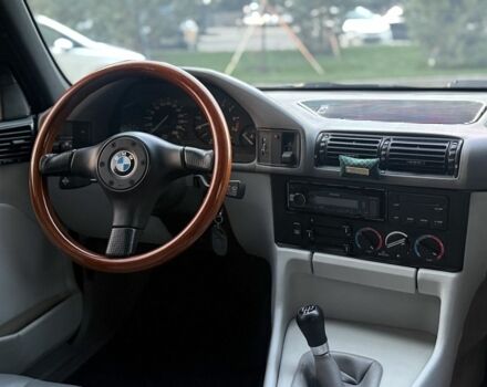 Чорний БМВ 5 Серія, об'ємом двигуна 2.5 л та пробігом 272 тис. км за 6000 $, фото 15 на Automoto.ua