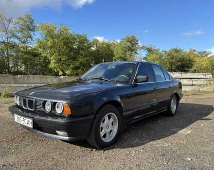 Чорний БМВ 5 Серія, об'ємом двигуна 3 л та пробігом 311 тис. км за 1900 $, фото 1 на Automoto.ua