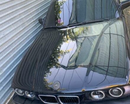 Чорний БМВ 5 Серія, об'ємом двигуна 3 л та пробігом 320 тис. км за 4000 $, фото 5 на Automoto.ua