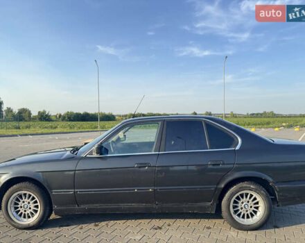 Черный БМВ 5 Серия, объемом двигателя 2.48 л и пробегом 465 тыс. км за 1650 $, фото 7 на Automoto.ua