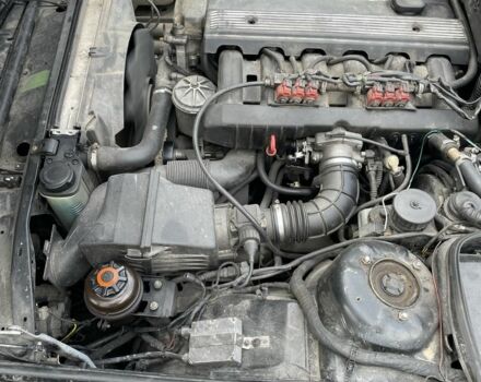 Чорний БМВ 5 Серія, об'ємом двигуна 2 л та пробігом 330 тис. км за 2900 $, фото 7 на Automoto.ua