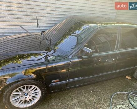 Чорний БМВ 5 Серія, об'ємом двигуна 3 л та пробігом 320 тис. км за 4000 $, фото 1 на Automoto.ua