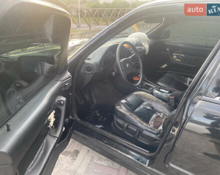 Черный БМВ 5 Серия, объемом двигателя 2.5 л и пробегом 445 тыс. км за 3300 $, фото 3 на Automoto.ua