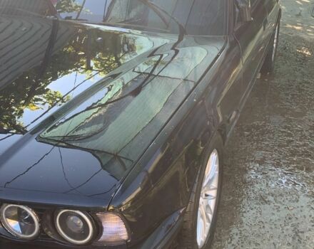 Чорний БМВ 5 Серія, об'ємом двигуна 3 л та пробігом 320 тис. км за 4000 $, фото 4 на Automoto.ua