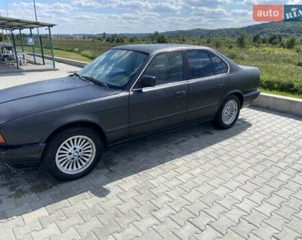 Черный БМВ 5 Серия, объемом двигателя 2.5 л и пробегом 200 тыс. км за 2800 $, фото 4 на Automoto.ua