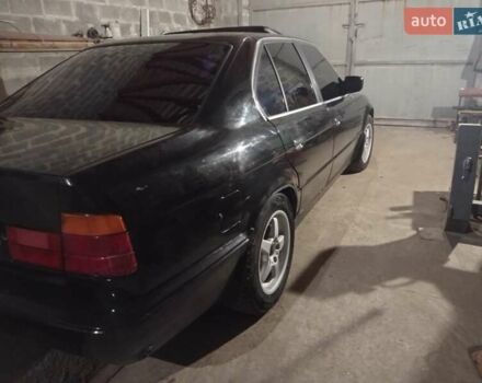 Черный БМВ 5 Серия, объемом двигателя 1.99 л и пробегом 380 тыс. км за 3950 $, фото 6 на Automoto.ua