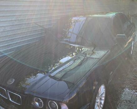 Чорний БМВ 5 Серія, об'ємом двигуна 3 л та пробігом 320 тис. км за 4000 $, фото 2 на Automoto.ua