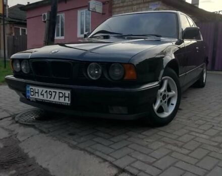 Черный БМВ 5 Серия, объемом двигателя 2 л и пробегом 315 тыс. км за 5700 $, фото 3 на Automoto.ua