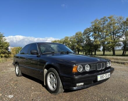 Чорний БМВ 5 Серія, об'ємом двигуна 3 л та пробігом 311 тис. км за 1900 $, фото 2 на Automoto.ua