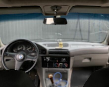 Черный БМВ 5 Серия, объемом двигателя 2 л и пробегом 1 тыс. км за 2600 $, фото 6 на Automoto.ua