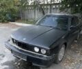 Черный БМВ 5 Серия, объемом двигателя 2 л и пробегом 300 тыс. км за 1000 $, фото 1 на Automoto.ua