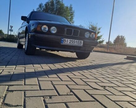 Чорний БМВ 5 Серія, об'ємом двигуна 2 л та пробігом 3 тис. км за 2900 $, фото 1 на Automoto.ua