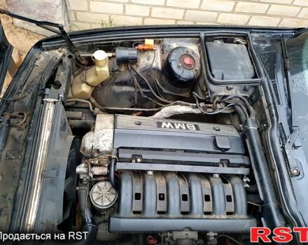 Черный БМВ 5 Серия, объемом двигателя 2 л и пробегом 320 тыс. км за 1500 $, фото 2 на Automoto.ua