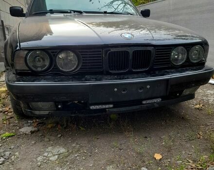 Чорний БМВ 5 Серія, об'ємом двигуна 2.5 л та пробігом 0 тис. км за 2000 $, фото 6 на Automoto.ua