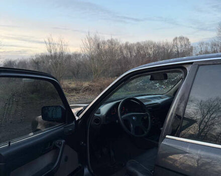 Черный БМВ 5 Серия, объемом двигателя 2.5 л и пробегом 400 тыс. км за 2400 $, фото 10 на Automoto.ua