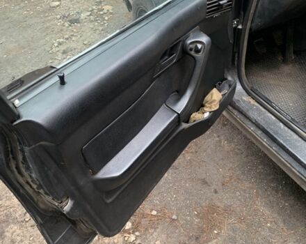 Чорний БМВ 5 Серія, об'ємом двигуна 2 л та пробігом 495 тис. км за 3000 $, фото 6 на Automoto.ua