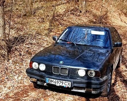 Черный БМВ 5 Серия, объемом двигателя 2.5 л и пробегом 250 тыс. км за 2200 $, фото 1 на Automoto.ua