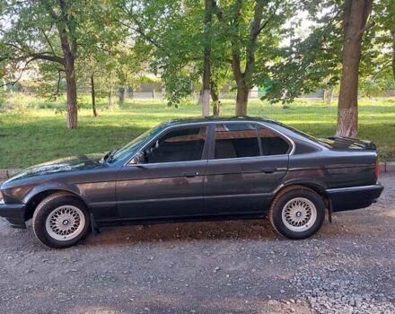 Чорний БМВ 5 Серія, об'ємом двигуна 2.5 л та пробігом 300 тис. км за 3500 $, фото 10 на Automoto.ua