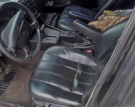 Чорний БМВ 5 Серія, об'ємом двигуна 2 л та пробігом 300 тис. км за 1500 $, фото 5 на Automoto.ua