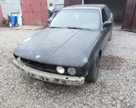 Чорний БМВ 5 Серія, об'ємом двигуна 2 л та пробігом 300 тис. км за 1500 $, фото 1 на Automoto.ua