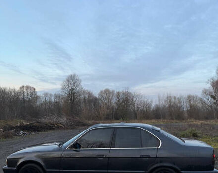 Черный БМВ 5 Серия, объемом двигателя 2.5 л и пробегом 400 тыс. км за 2400 $, фото 8 на Automoto.ua