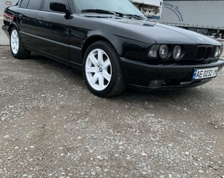 Черный БМВ 5 Серия, объемом двигателя 2.5 л и пробегом 350 тыс. км за 4000 $, фото 1 на Automoto.ua