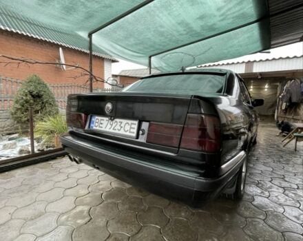 Чорний БМВ 5 Серія, об'ємом двигуна 2 л та пробігом 490 тис. км за 3800 $, фото 2 на Automoto.ua