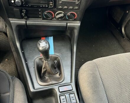 Черный БМВ 5 Серия, объемом двигателя 2 л и пробегом 199 тыс. км за 2000 $, фото 5 на Automoto.ua