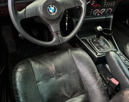 Черный БМВ 5 Серия, объемом двигателя 2.5 л и пробегом 300 тыс. км за 2450 $, фото 6 на Automoto.ua