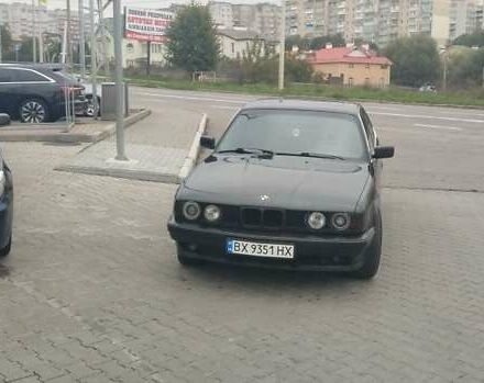 Чорний БМВ 5 Серія, об'ємом двигуна 2 л та пробігом 250 тис. км за 2600 $, фото 8 на Automoto.ua