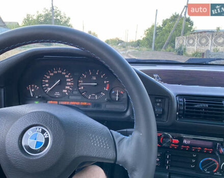 Черный БМВ 5 Серия, объемом двигателя 2.5 л и пробегом 356 тыс. км за 3300 $, фото 29 на Automoto.ua