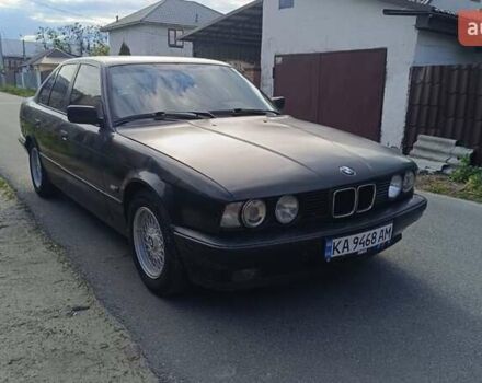 Чорний БМВ 5 Серія, об'ємом двигуна 1.8 л та пробігом 384 тис. км за 2500 $, фото 1 на Automoto.ua