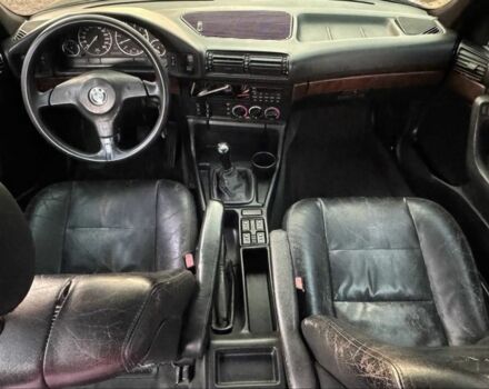 Черный БМВ 5 Серия, объемом двигателя 2.5 л и пробегом 300 тыс. км за 2450 $, фото 5 на Automoto.ua