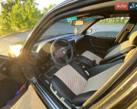 Черный БМВ 5 Серия, объемом двигателя 2.5 л и пробегом 356 тыс. км за 3300 $, фото 18 на Automoto.ua