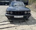 Черный БМВ 5 Серия, объемом двигателя 3.5 л и пробегом 300 тыс. км за 1700 $, фото 1 на Automoto.ua