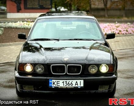 Черный БМВ 5 Серия, объемом двигателя 2.5 л и пробегом 500 тыс. км за 1750 $, фото 2 на Automoto.ua