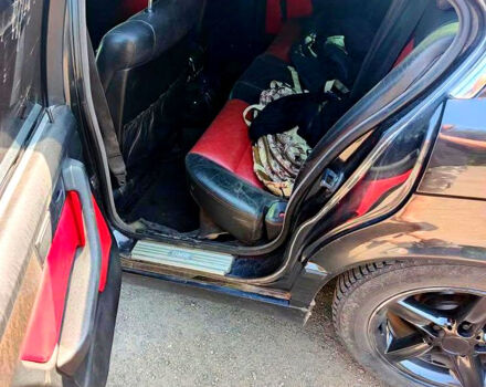 Черный БМВ 5 Серия, объемом двигателя 2.5 л и пробегом 0 тыс. км за 2600 $, фото 4 на Automoto.ua