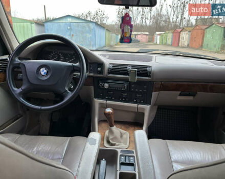 Черный БМВ 5 Серия, объемом двигателя 2 л и пробегом 349 тыс. км за 3000 $, фото 28 на Automoto.ua