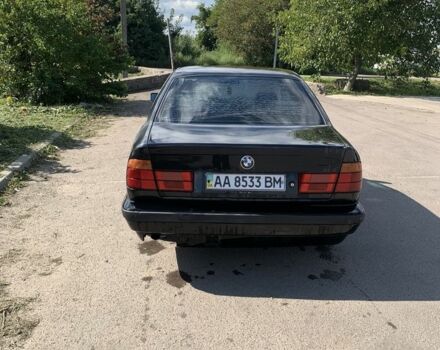 Чорний БМВ 5 Серія, об'ємом двигуна 2 л та пробігом 350 тис. км за 2200 $, фото 3 на Automoto.ua