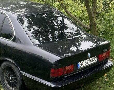 Черный БМВ 5 Серия, объемом двигателя 2 л и пробегом 3 тыс. км за 2200 $, фото 4 на Automoto.ua