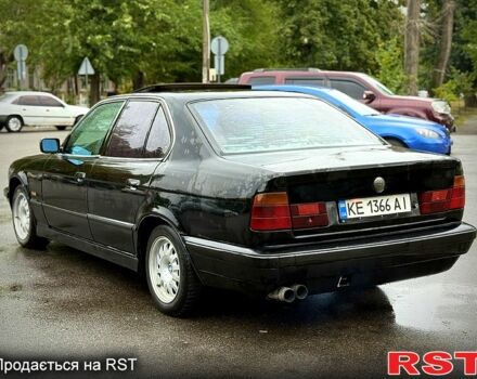 Черный БМВ 5 Серия, объемом двигателя 2.5 л и пробегом 500 тыс. км за 1750 $, фото 4 на Automoto.ua