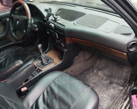 Черный БМВ 5 Серия, объемом двигателя 2.5 л и пробегом 403 тыс. км за 2002 $, фото 5 на Automoto.ua