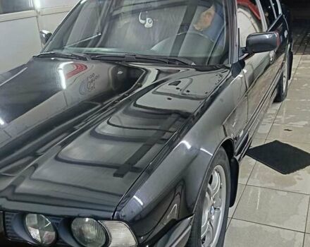 Черный БМВ 5 Серия, объемом двигателя 3 л и пробегом 525 тыс. км за 7400 $, фото 2 на Automoto.ua